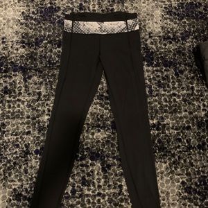 Lululemon black leggings